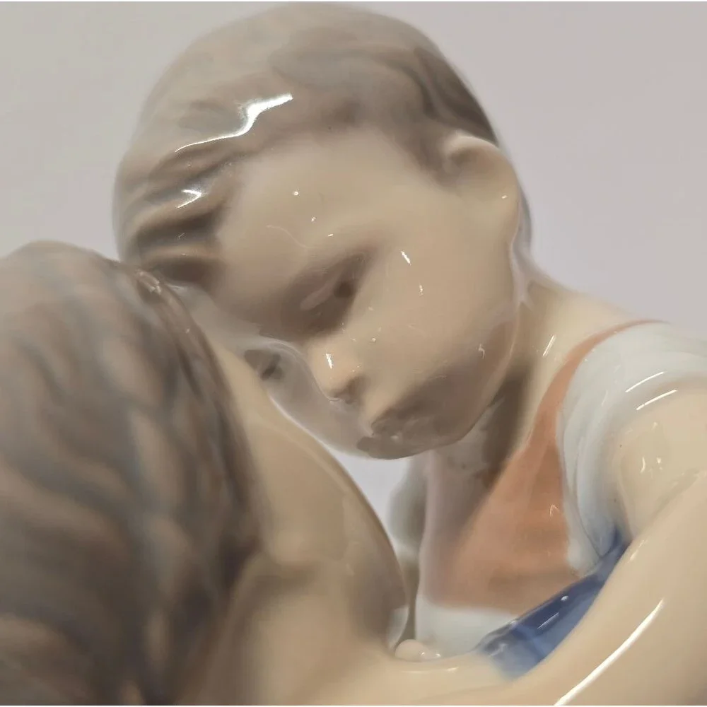 VTG Bing & Grondahl #1568 Danish Sister and Young Brother in Embrace Figurine